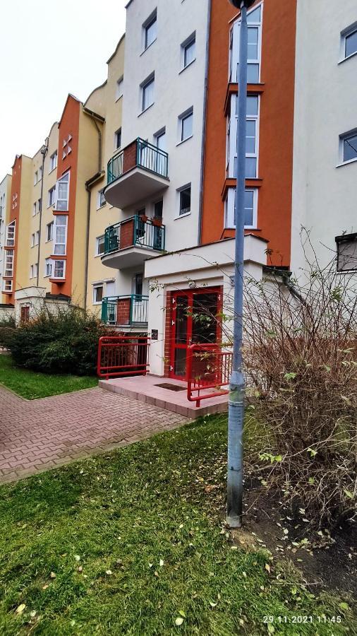 Apartamencik Super Познан Екстериор снимка